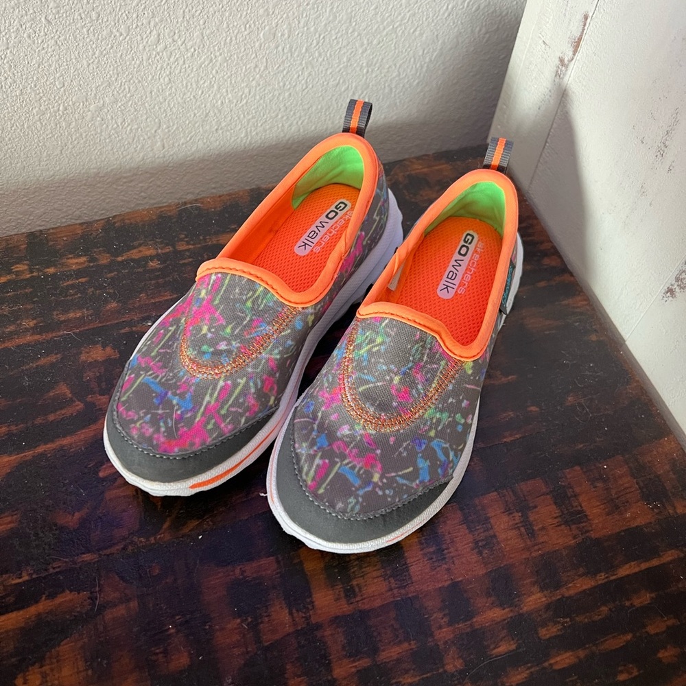 Skechers size 11 toddler